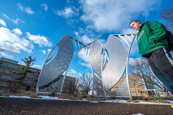 20130215DLT_0025